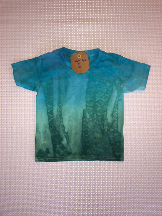 Child T shirt Size 4T
